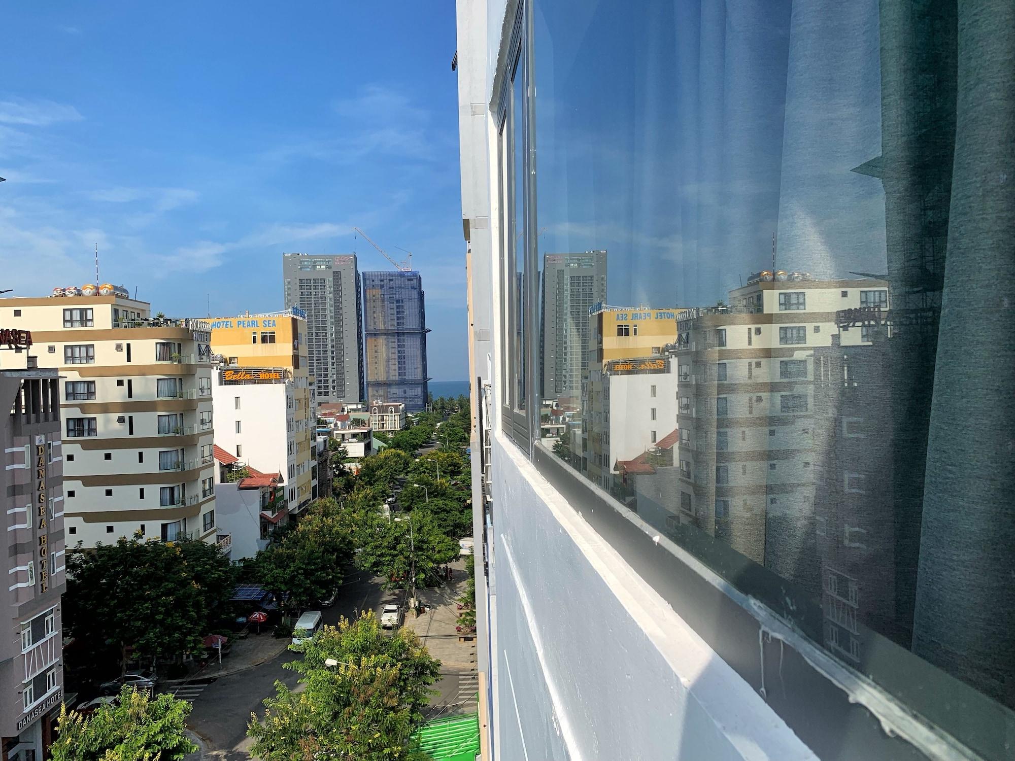 Robin Hotel Danang Екстер'єр фото