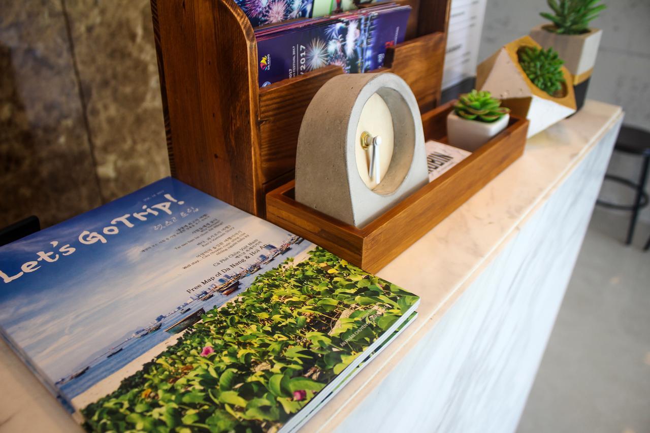 Robin Hotel Danang Екстер'єр фото